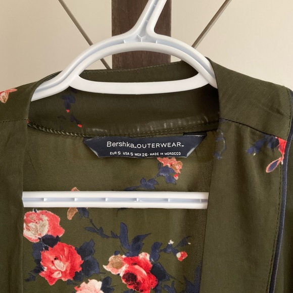 Bershka kimono - Picture 3 of 3